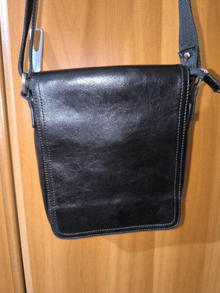 Vand borsete piele