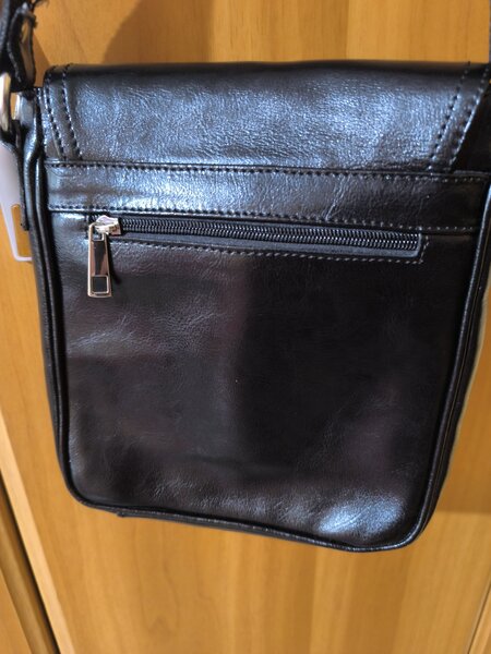 Vand borsete piele