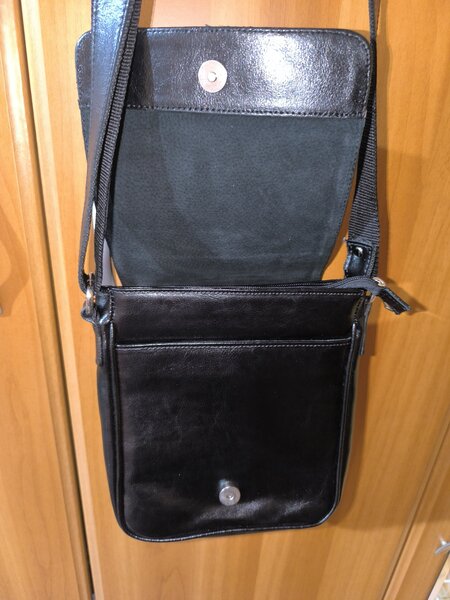 Vand borsete piele