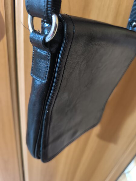 Vand borsete piele